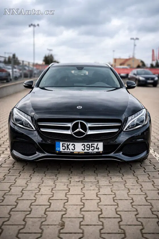Mercedes-Benz C-Class 2018 na prodej – hlavní fotografie
