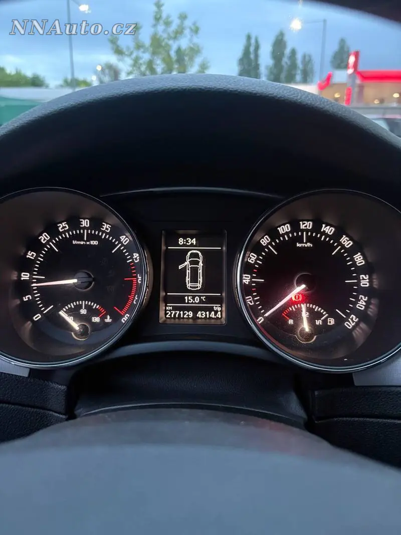 Skoda Superb – foto 9