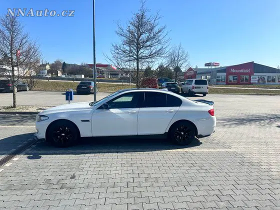 BMW 5 Series 2012 na prodej – hlavní fotografie