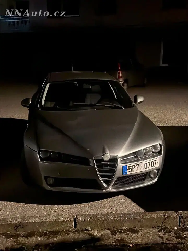 Alfa Romeo Giulia 2006 – fotografie vozu