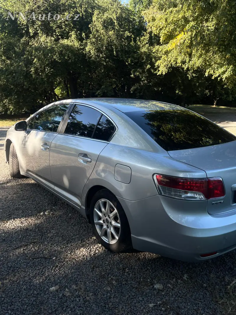 Toyota Avensis – foto 3