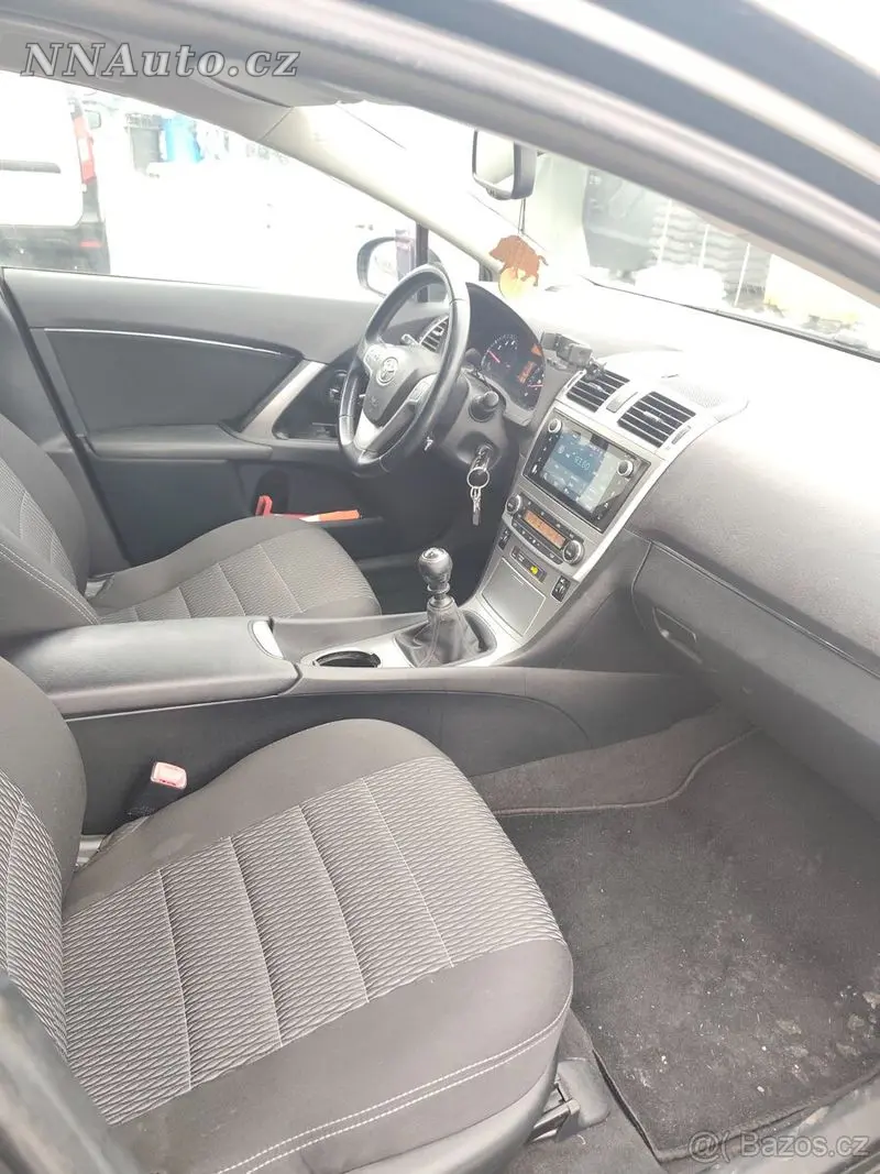 Toyota Avensis – foto 8