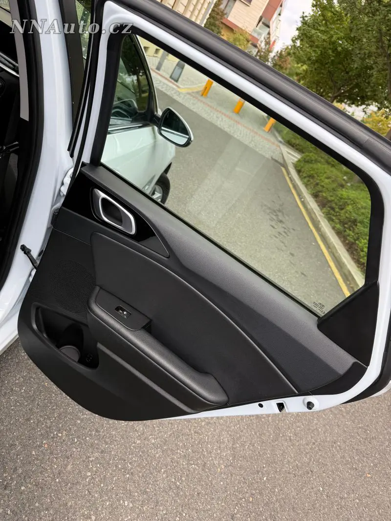 KIA Ceed – foto 10