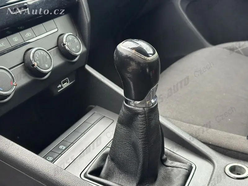 Skoda Octavia – foto 9