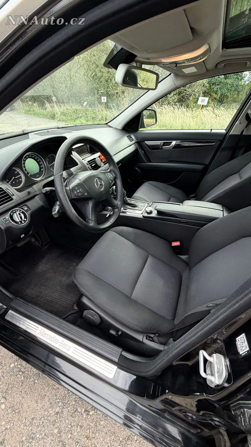 Mercedes-Benz C-Class 2008 – fotografie vozu
