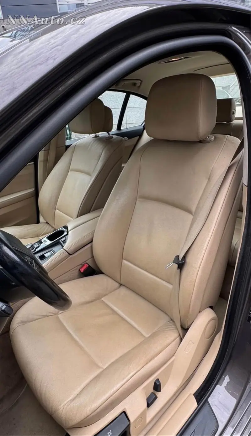 BMW 5 Series – foto 7