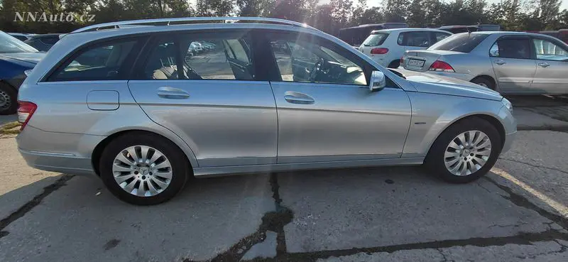 Mercedes-Benz C-Class 2010 – fotografie vozu