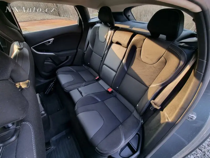Volvo V40 – foto 10