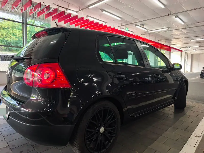 Volkswagen Golf 2008 – fotografie vozu