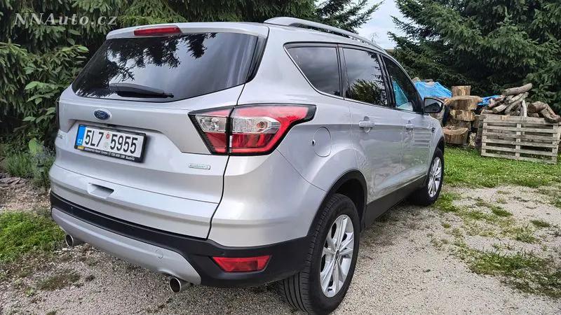 Ford Kuga 2018 – fotografie vozu