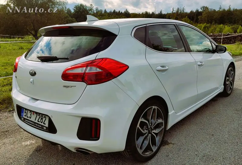 KIA Ceed – foto 5