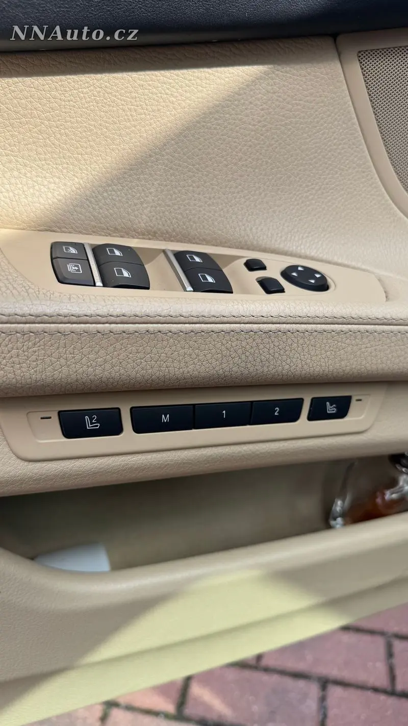 BMW 7 Series 2013 – fotografie vozu