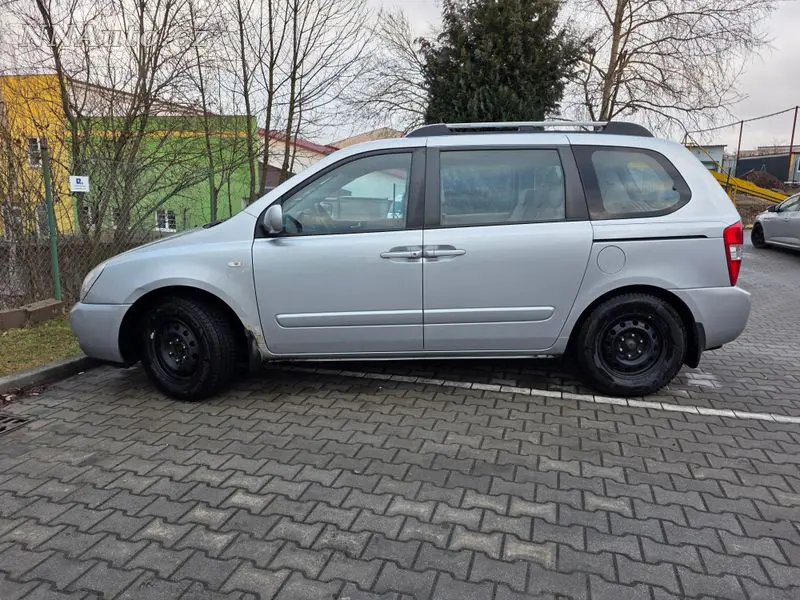 KIA Carnival – foto 2