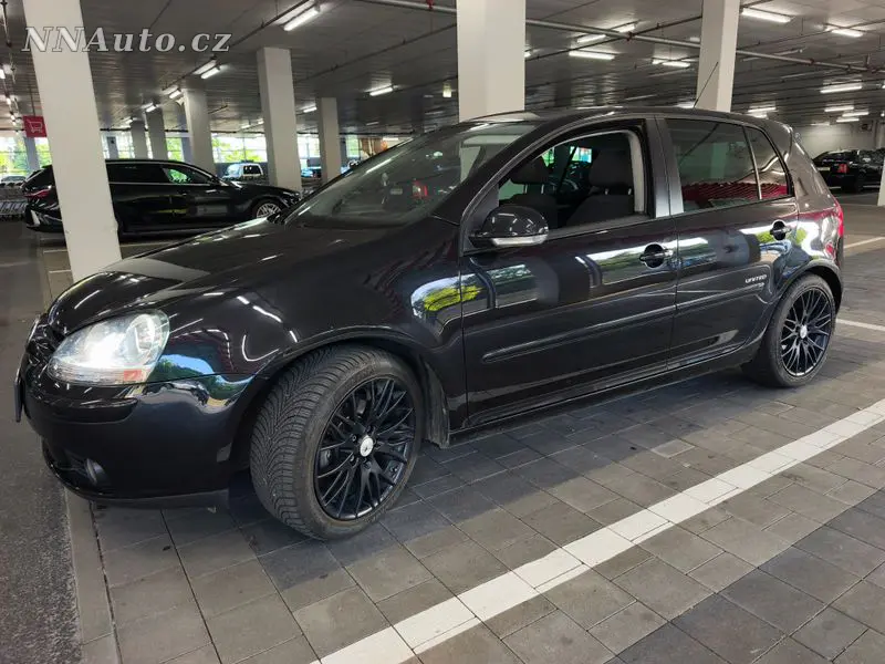 Volkswagen Golf 2008 – fotografie vozu