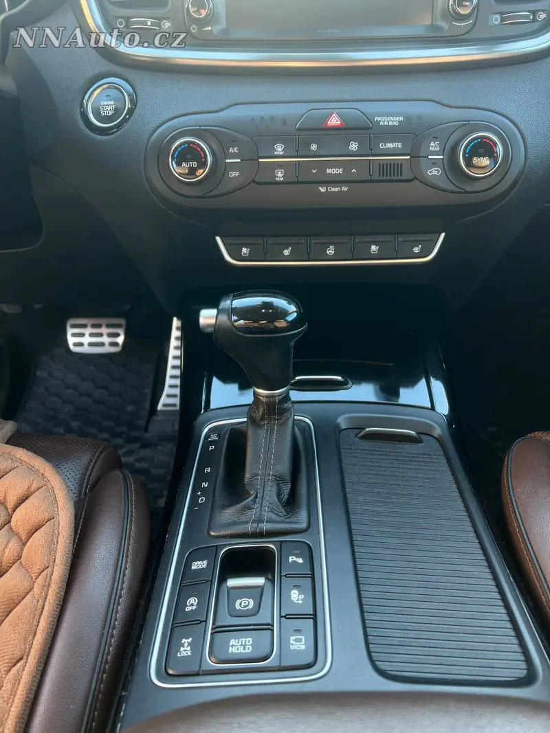 KIA Sorento – foto 10
