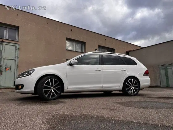 Volkswagen Golf 2012 na prodej – hlavní fotografie