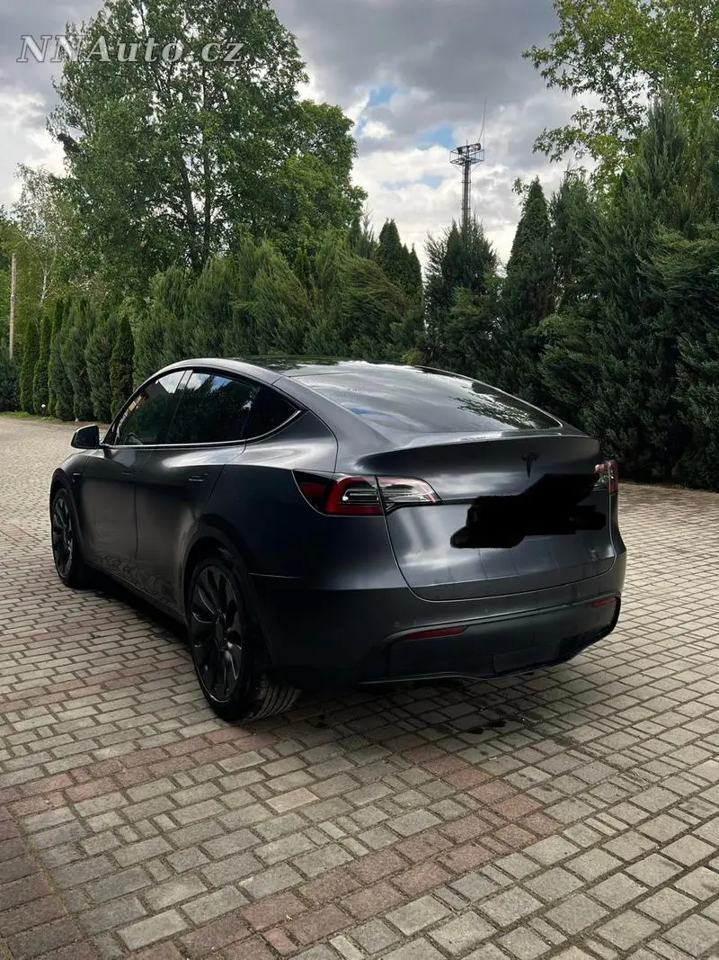 Tesla Model Y 2022 – fotografie vozu