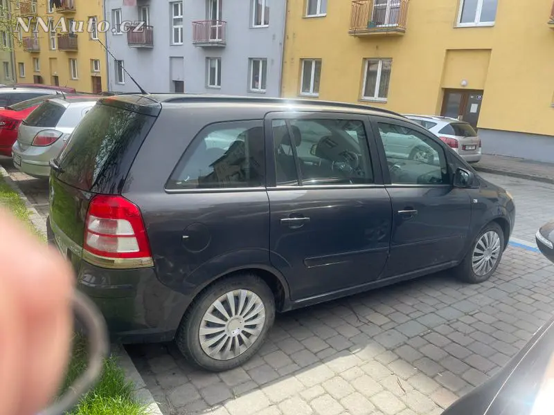 Opel Zafira – foto 4