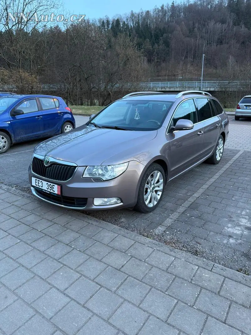 Skoda Superb – foto 2