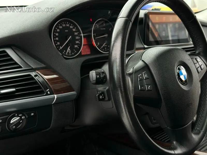 BMW X5 – foto 8