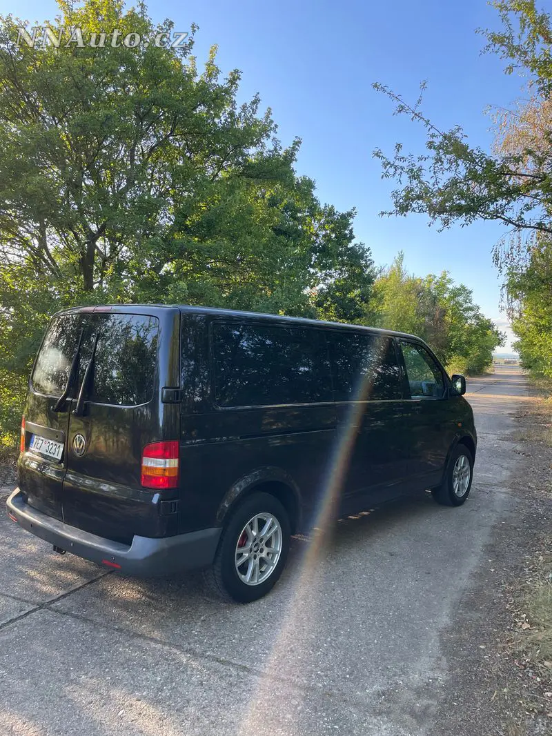 Volkswagen Caravelle 2006 – fotografie vozu