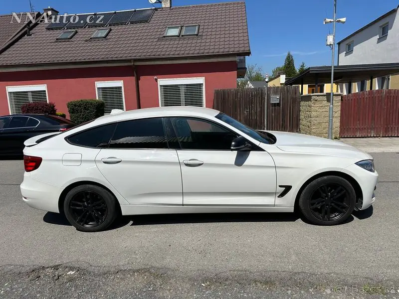BMW 3-Series-Touring – foto 3