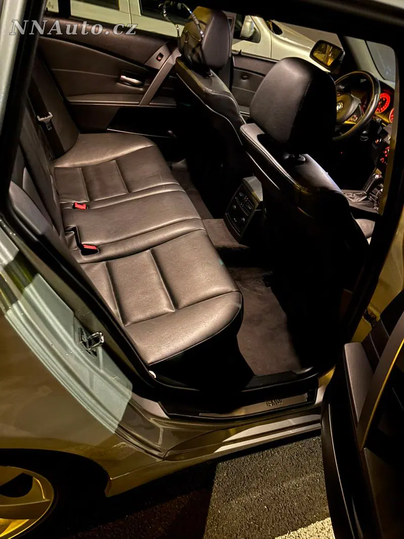 BMW 5 Series 2006 – fotografie vozu