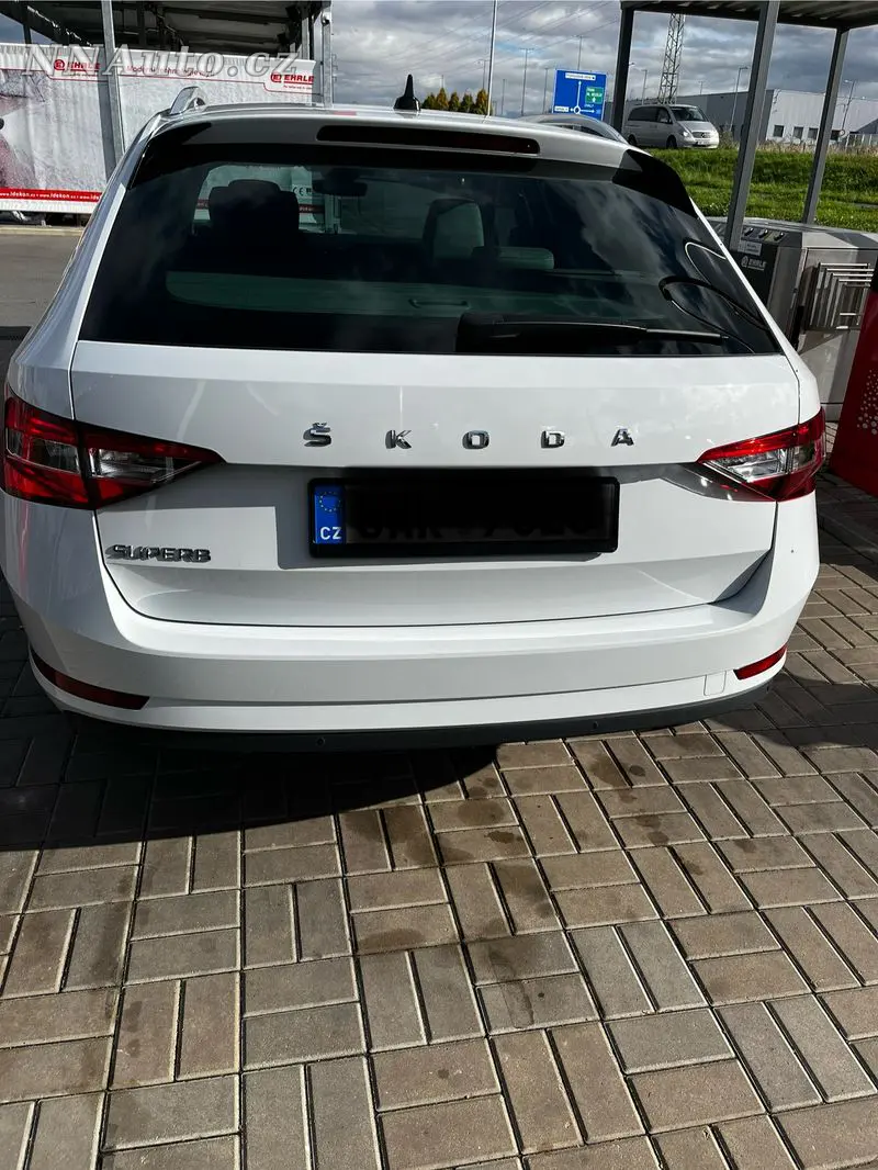 Skoda Superb – foto 9
