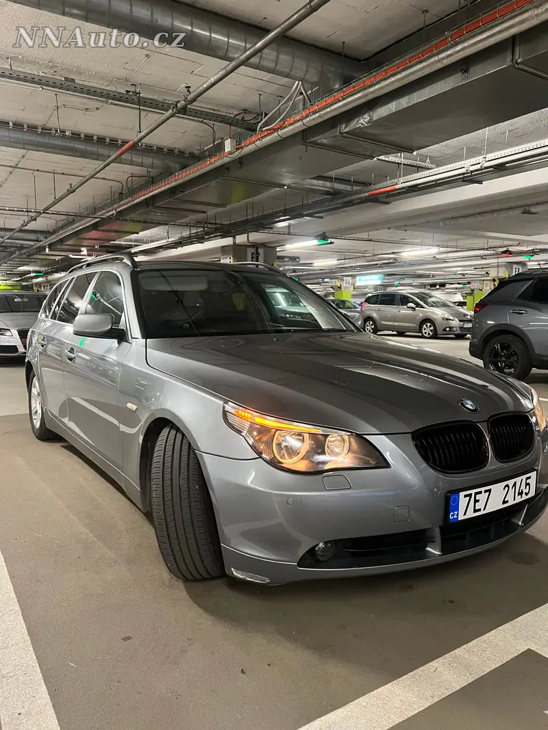 BMW 5 Series 2006 – fotografie vozu