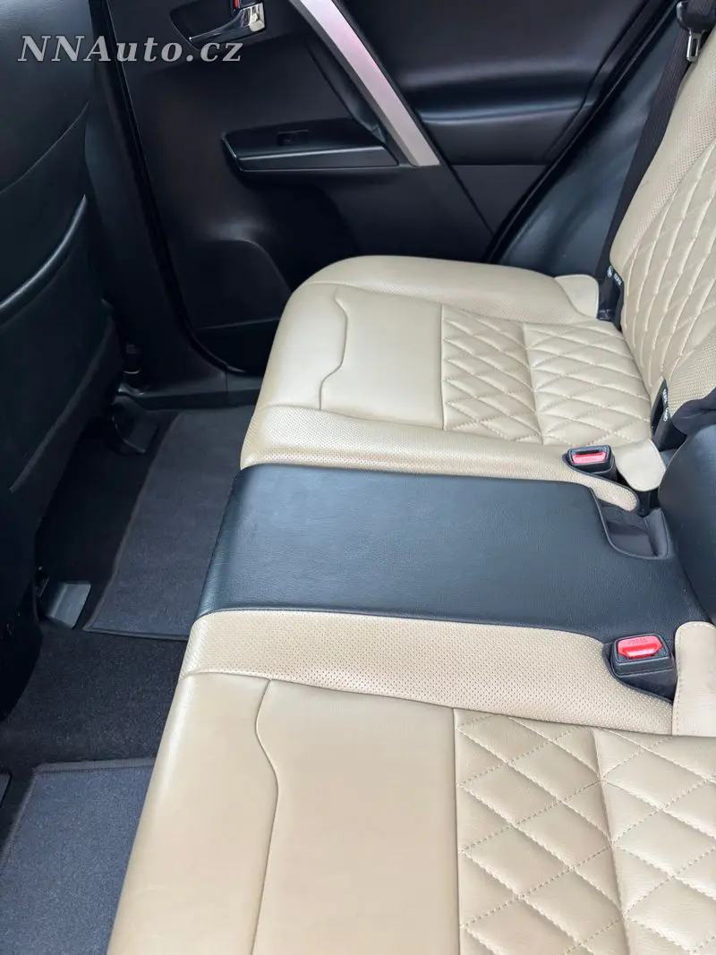 Toyota Rav4 – foto 10