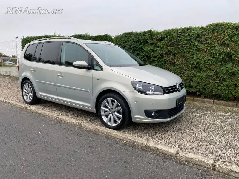 Volkswagen Touran – foto 2