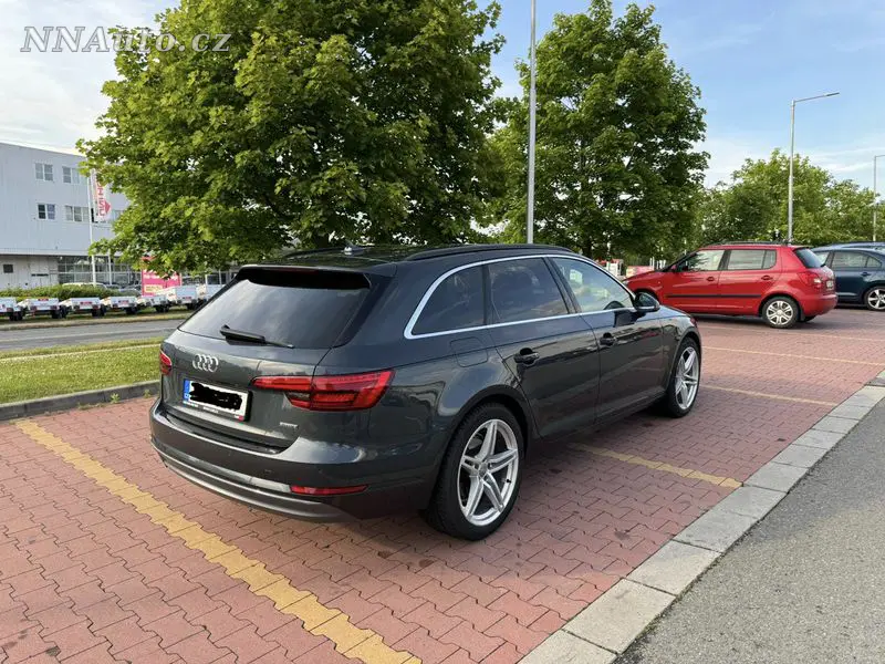 Audi A4 – foto 9