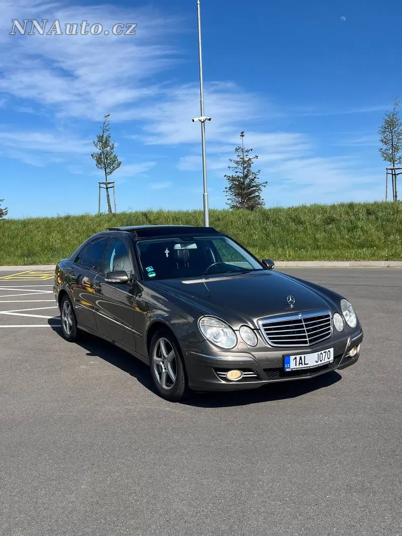 Mercedes-benz E-Class – foto 1
