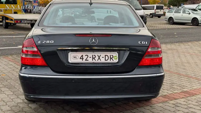 Mercedes-benz E-Class – foto 5