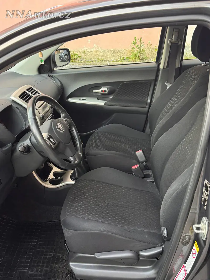 Toyota Land-Cruiser – foto 5