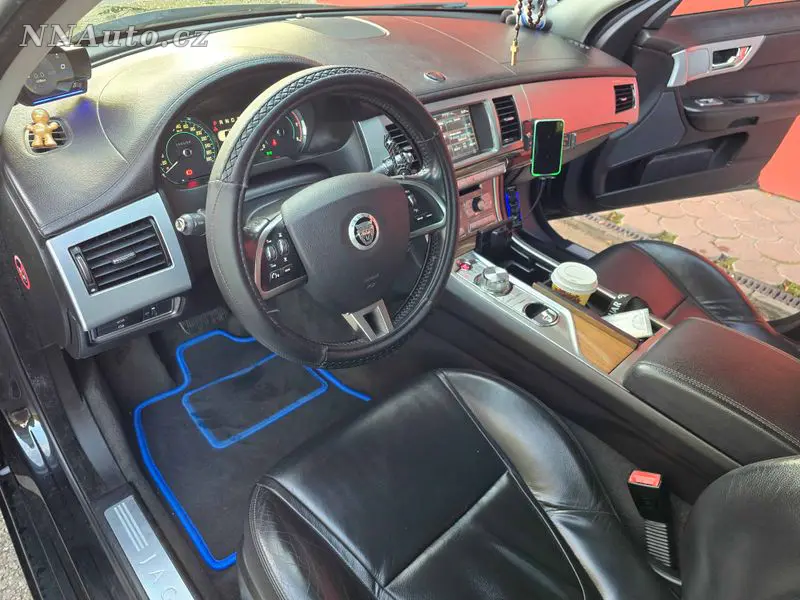 Jaguar Xf – foto 7