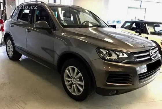 Volkswagen Touareg 2013 na prodej – hlavní fotografie
