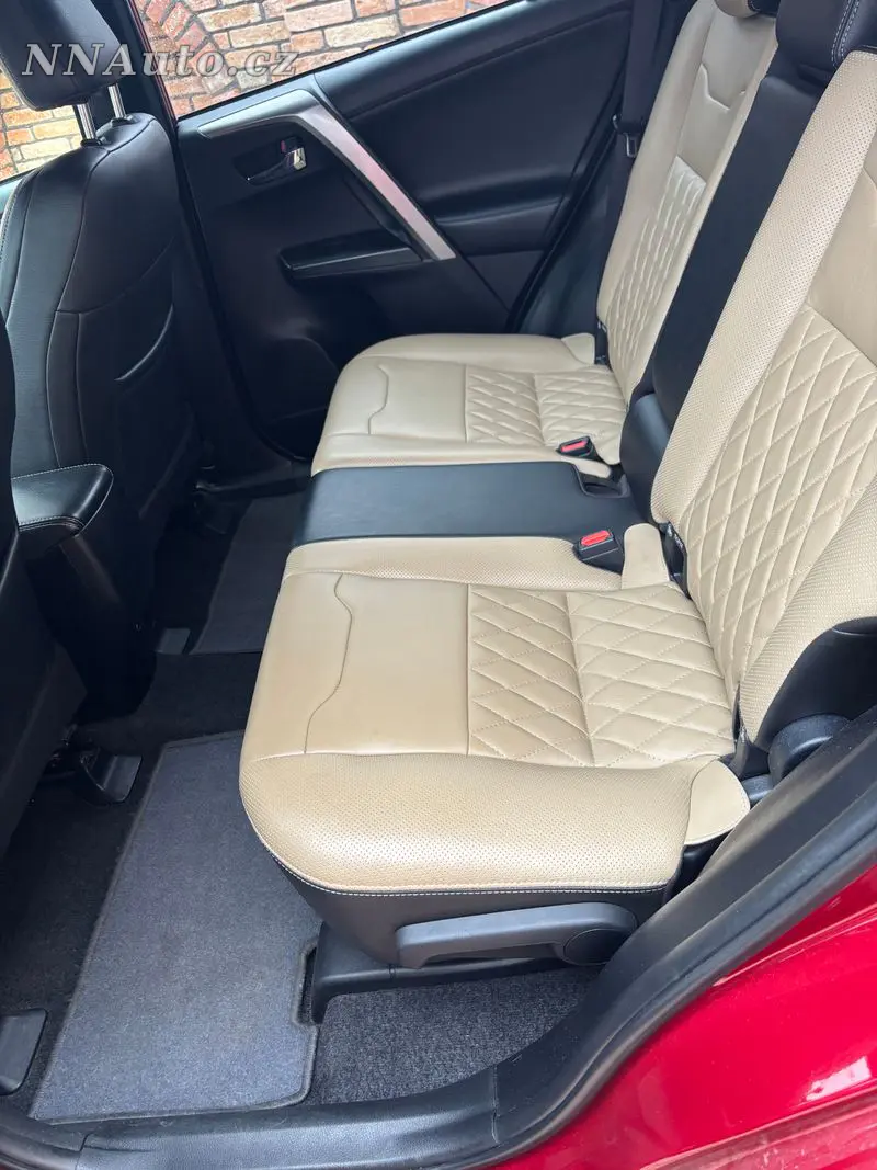 Toyota Rav4 – foto 8