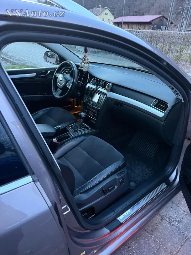 Skoda Superb – foto 4