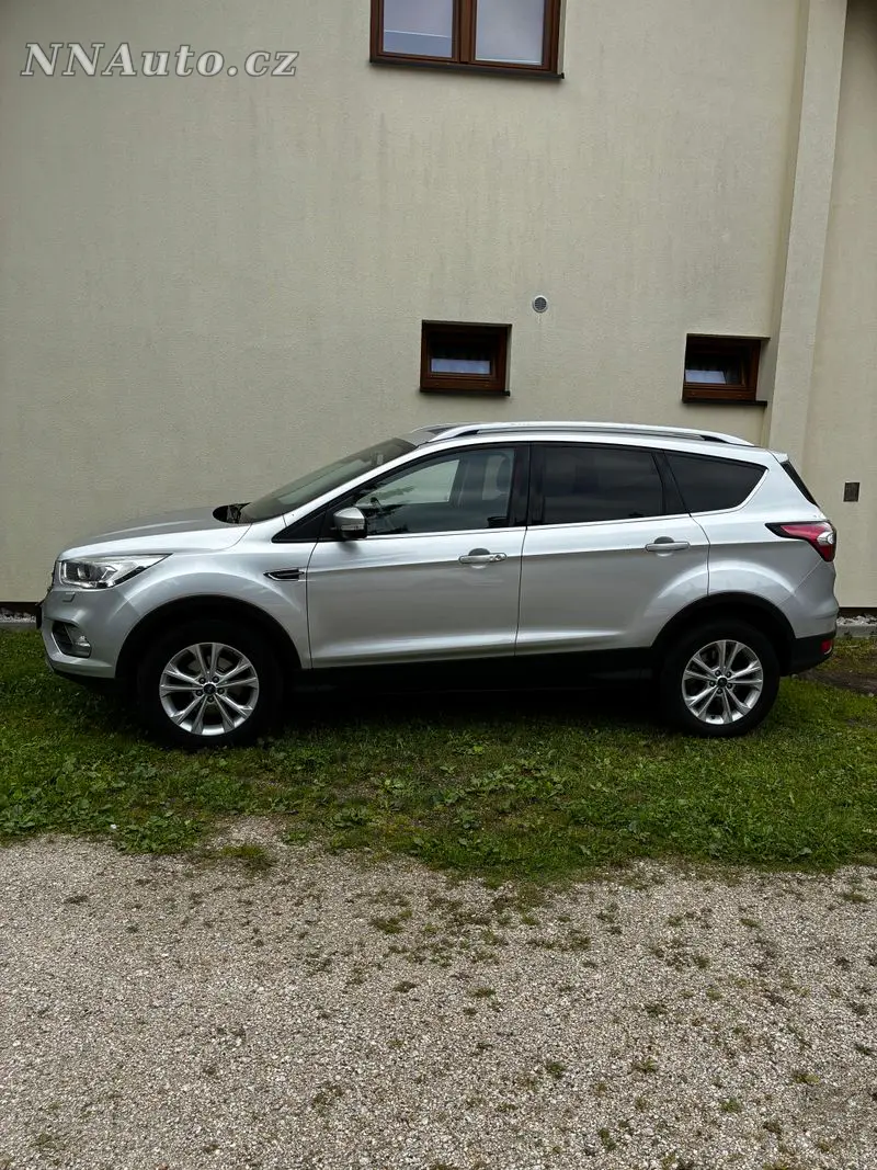 Ford Kuga 2018 – fotografie vozu
