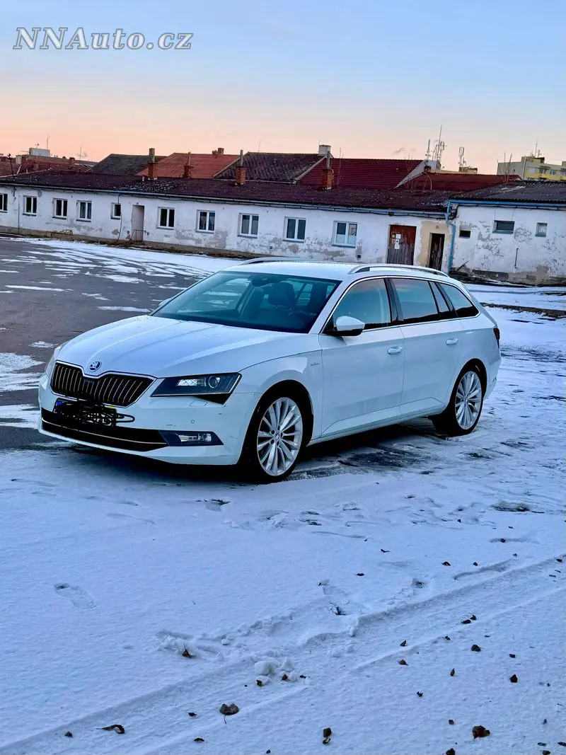 Skoda Superb – foto 8