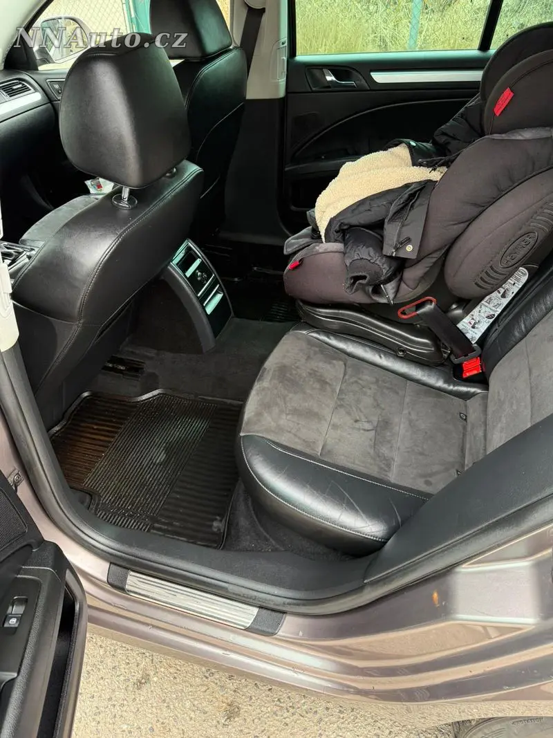 Skoda Superb – foto 8