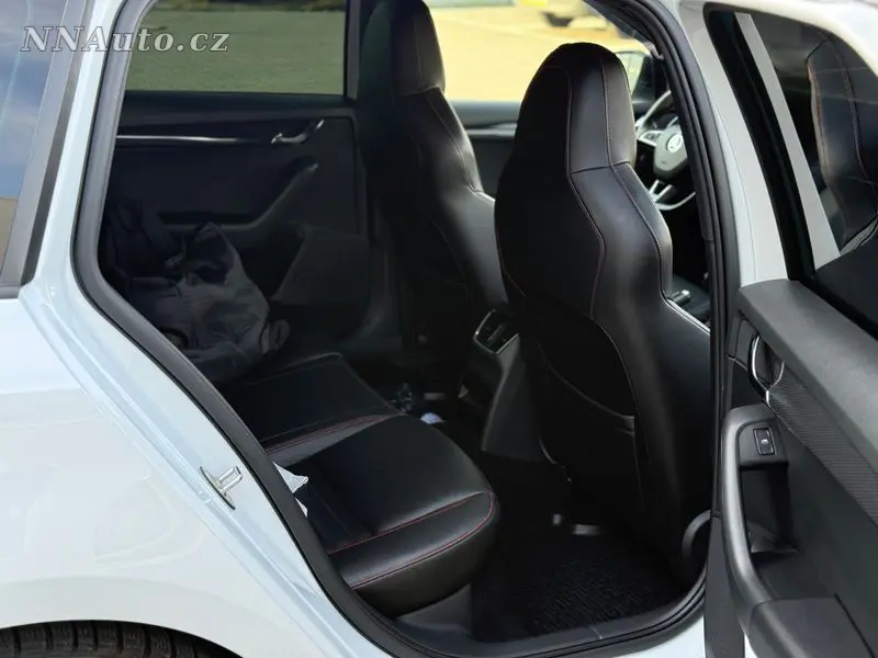 Skoda Octavia – foto 8