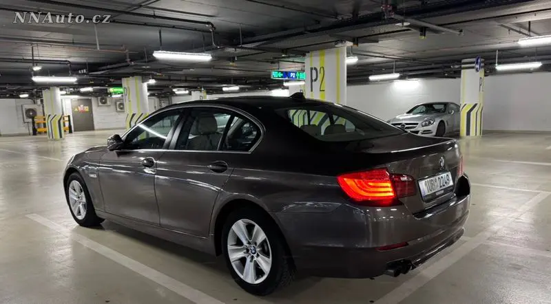 BMW 5 Series – foto 4