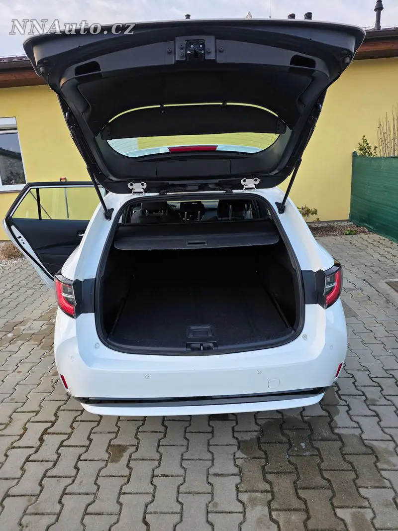 Toyota Corolla – foto 8
