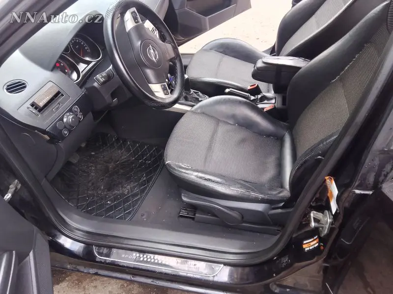 Opel Astra – foto 2