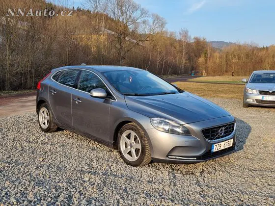 Volvo V40 2014 na prodej – hlavní fotografie