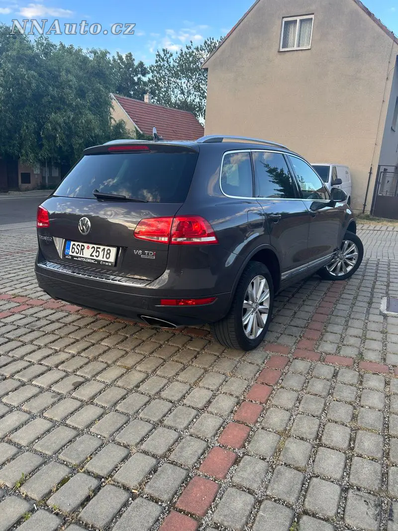 Volkswagen Touareg 2011 – fotografie vozu
