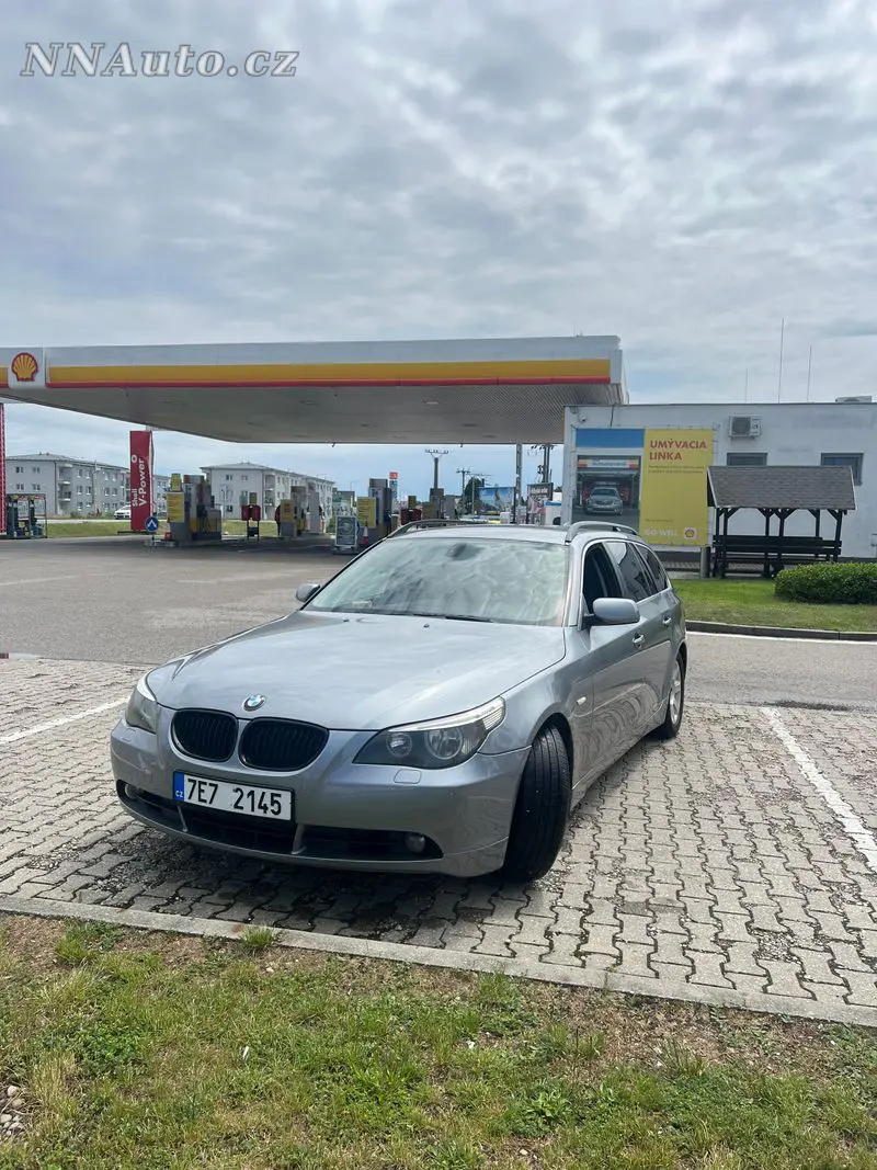 BMW 5 Series 2006 – fotografie vozu