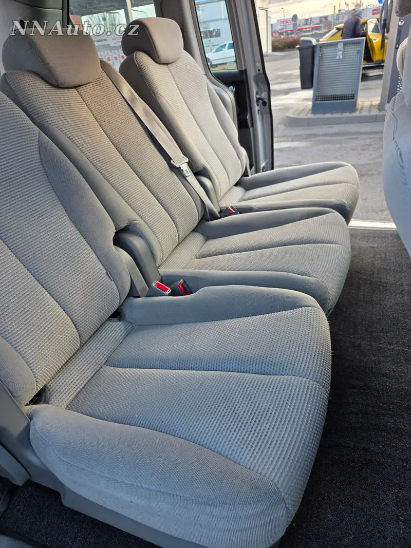 KIA Carnival – foto 7